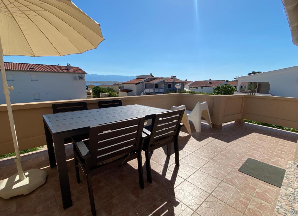 Beachfront Apartment Vir Exterior foto